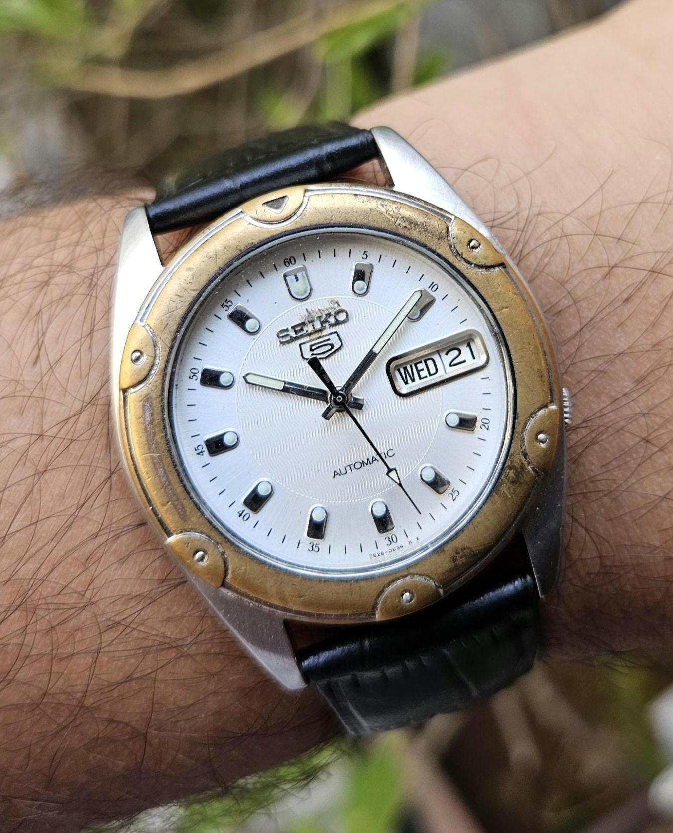 7SECONDS ヴィンテージ Vintage SEIKO 66-7109 17J manual wind watch w/ a rare Blue dial