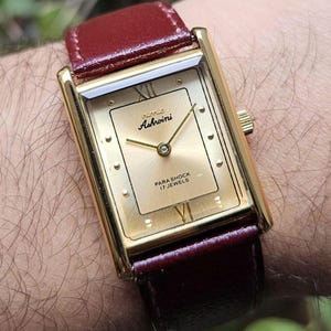 HMT Ashwini Tank Goldenes Zifferblatt Vergoldet Handaufzug 17 Jewels Herrenarmbanduhr