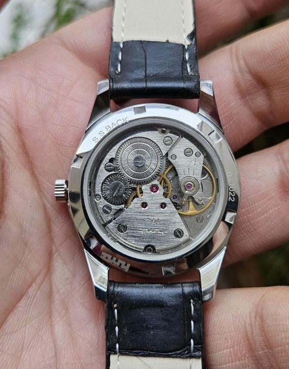 HMT　ヴィンテージ　ミリタリーJawan　手巻き腕時計