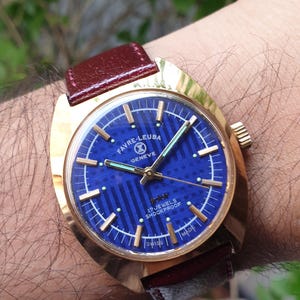 Vintage Favre Leuba Sandow hand winding  cal 101 swiss made 17 jewels wrist watch