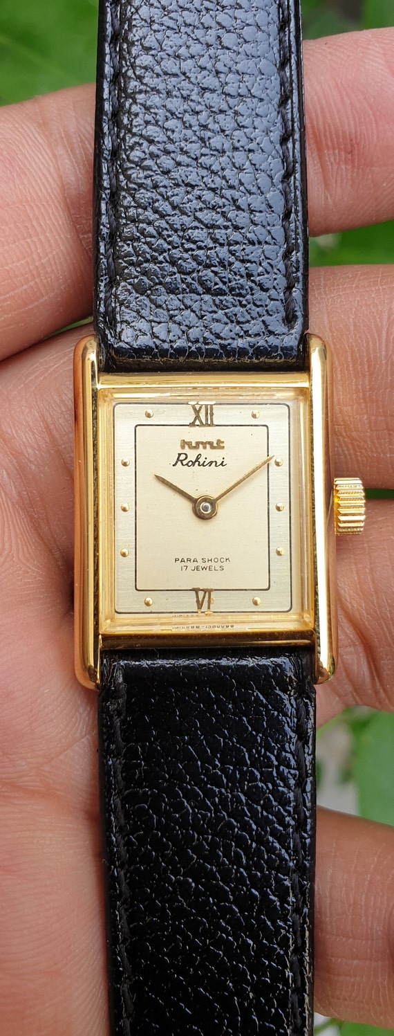 Hmt square watches hotsell