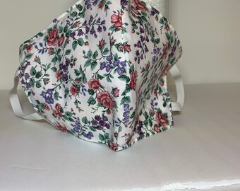 Handmade cotton face masks with pocket for filter suitable for nurses, doctors and the general public.