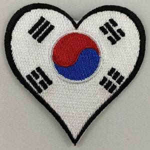 South Korea Heart Flag Patch Badge Embroidered Iron On Applique C/P
