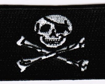 Jolly Roger pirate flag patch embroidered iron on sew on applique badge