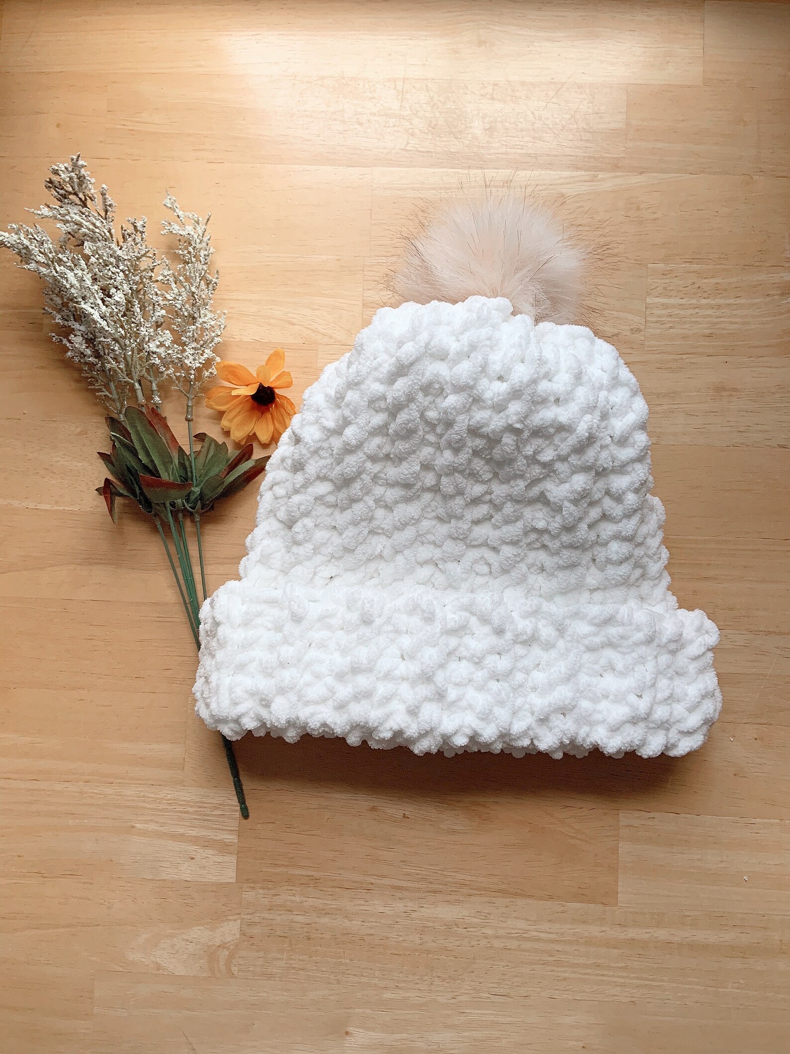 White winter hat for women/Cozy winter hat/Winter hat for Etsy