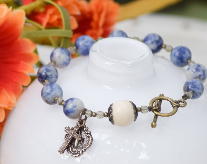 Rosary Bracelet in Forget Me Not Blue  - Miraculous Medal Bracelet - Catholic Rosary - Confirmation Gift - Handmade Rosary