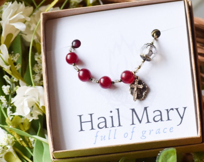 SHIPS FREE Rosary Bracelet in Scarlet Jade and Swarovski Crystal Miraculous Medal- Catholic Rosary - Confirmation Gift - Crucifix