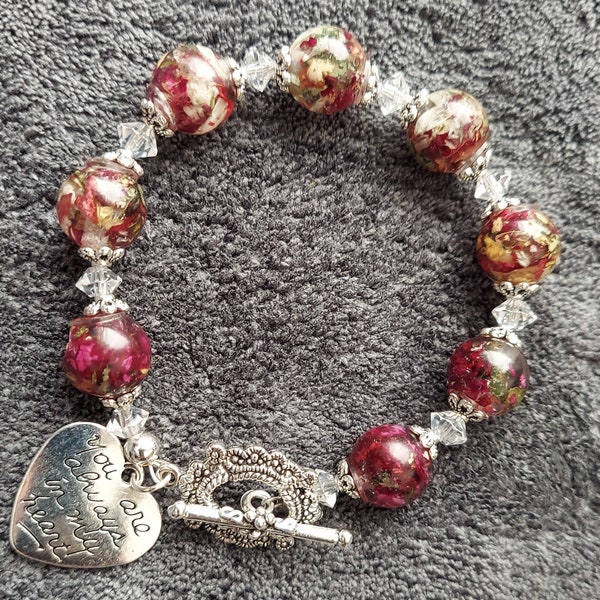 Keepsake bracelet made with your dried flowers from funerals, weddings or any meaningful occasion