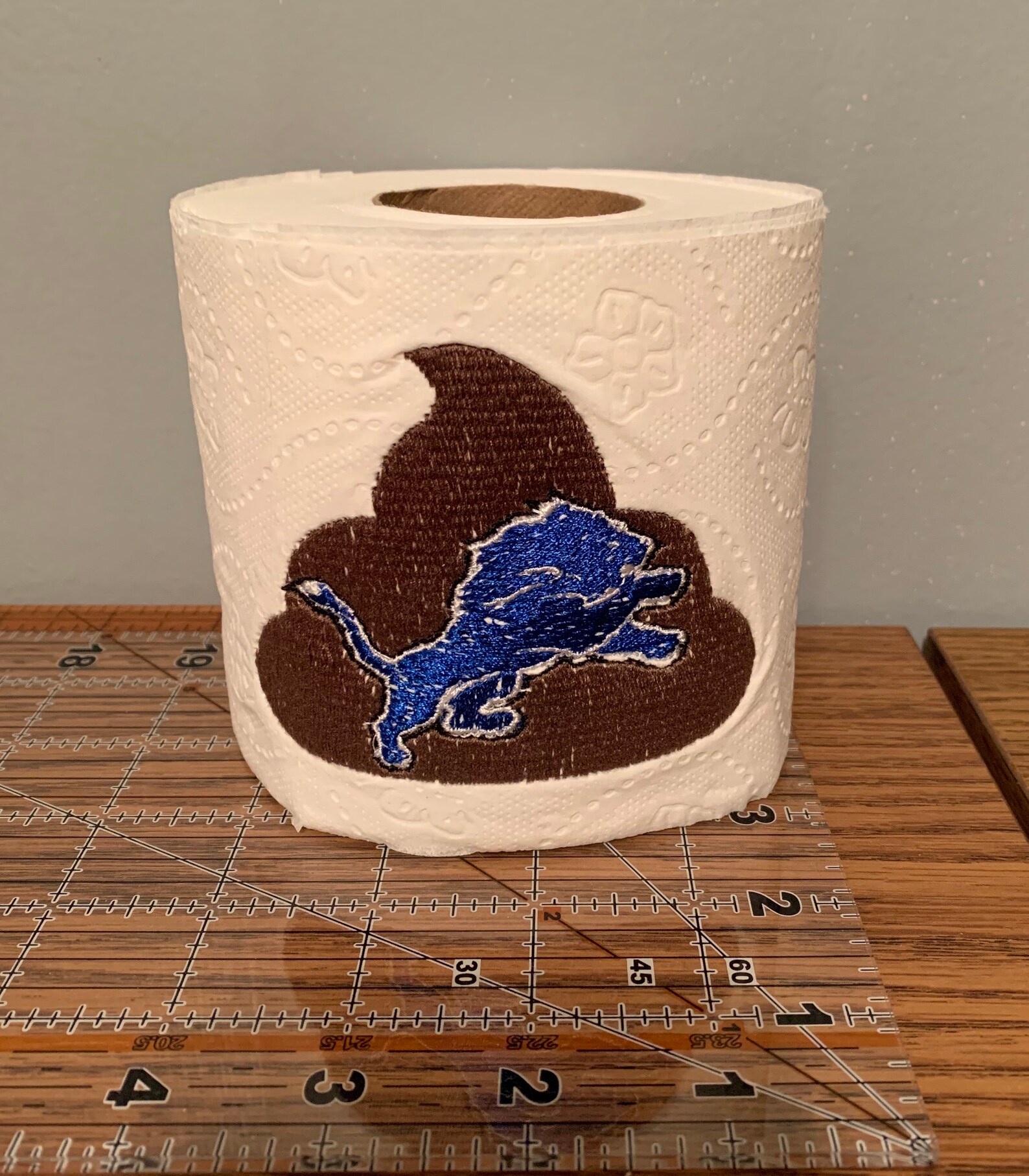 Crappy Detroit Lions Embroidered Toilet Paper Etsy