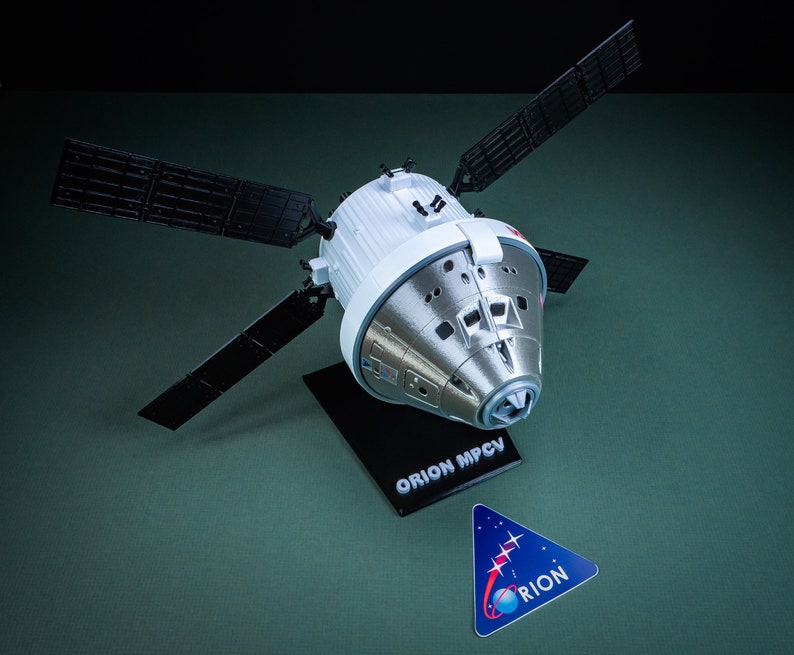 ORION MPCV Spaceship Plastic Model Rocket Spacecraft Etsy