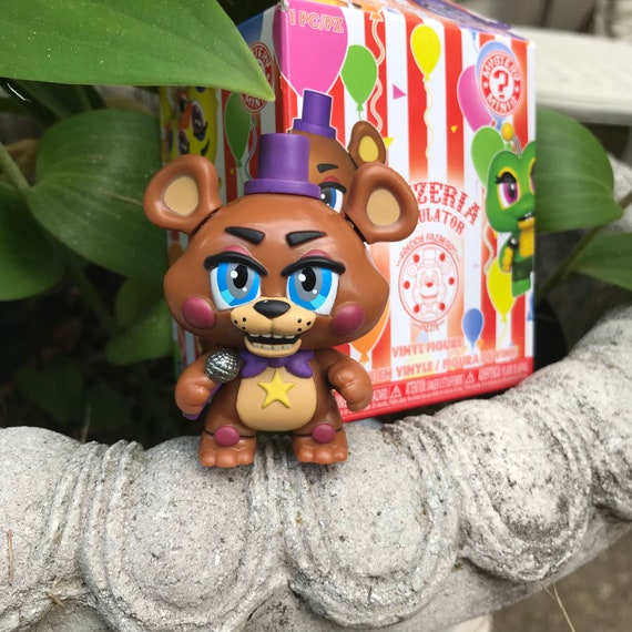 ROCKSTAR FREDDY FIVE NIGHTS AT FREDDY FNAF PIZZA SIMULATOR FUNKO