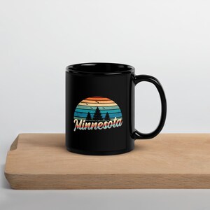 Minnesota Vintage Design Black Glossy Mug