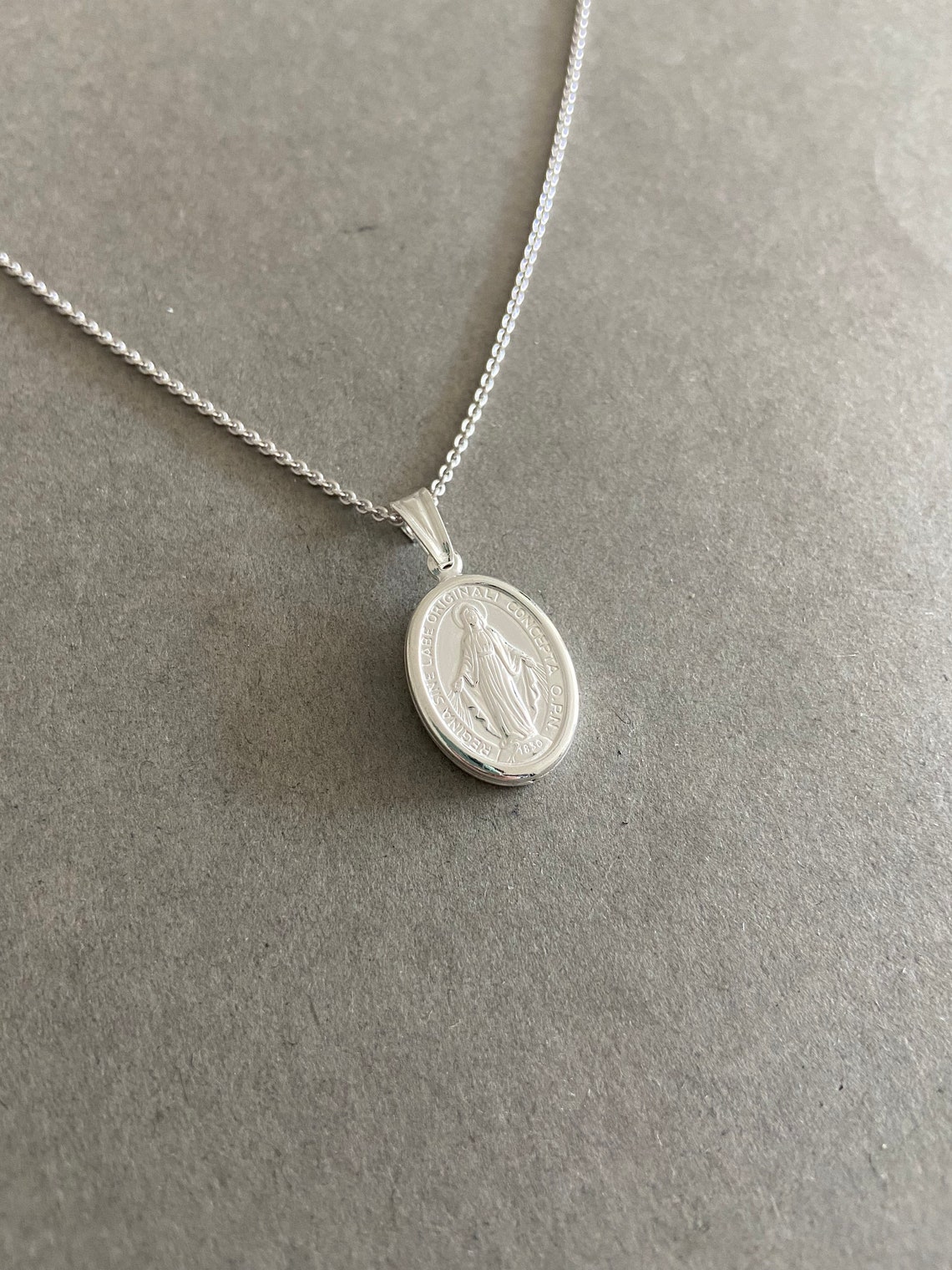 Silver Miraculous Medal Virgin Mary Pendant Catholic Necklace ...