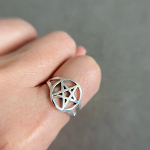 Sterling Silver Star Ring, Simple Minimalist Ring - Sterling Silver