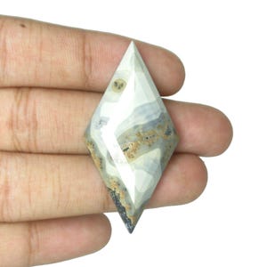 Natural Maligano Jasper Gemstones, Faceted Cut Cabochon Gemstones, Pendant Gemstones, Rhombus Shape Gemstones, Gray Colour Gemstones.