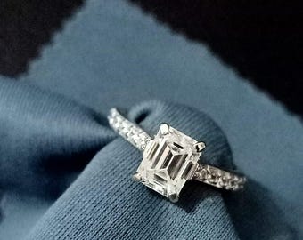 Anillo de compromiso de moissanita de corte esmeralda: anillo de promesa de plata de ley 925