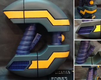 Master Manipulator of the Starbound Video Game - Esther's Human Artifact