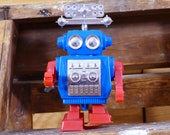 Wind-Up Radar Robot Plastic Vintage Clockwork Hong Kong Space Toy