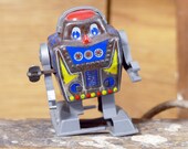 Walking Silver Robot Vintage Yone Yoneya Wind-Up Japan Space Toy