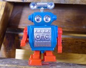 Wind-Up Radar Robot Plastic Vintage Clockwork Horikawa Hong Kong Space Toy