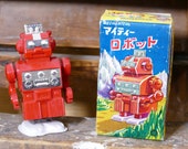 Clockwork Mechanical Walking Robot Aoki Tin Vintage Japan Space Toy