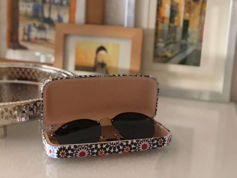 Glasses case with Moroccan mosaic pattern Glasses case with Moroccan mosaic pattern