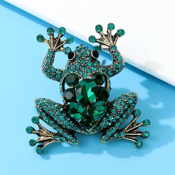 Beautiful Frog Brooches for Women Animal Pin Rhinestone Jewelry High Quality