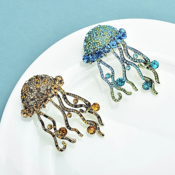 Shining Jellyfish Brooch For Women Unisex Rhinestone Beautiful Sea Animal Pin