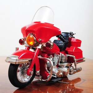Rare vintage Harley Davidson Motorcycle table lighter