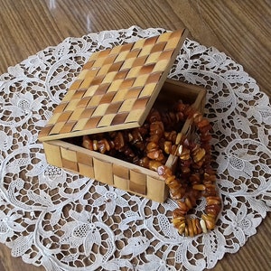 Handmade Bamboo Jewelry Box: Carved Wooden Antique, 1940s