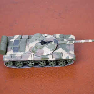 Collectible tank model scale 1:72 DeAgostini vintage Soviet vehicle. image 7