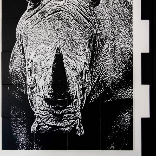 Grande Peinture Acrylique sur Bois Rhinoceros Monochrome Gris Métallisé Chrome Art Animal d'Afrique Safari Illustration Street Art Graffiti