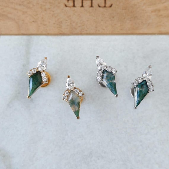 Dainty Green Real Moss Agate CZ Flat Back Stud, Green Dendritic Gemstone Cartilage Earring, Healing Birthstone Threaded Jewelry Gift for Her