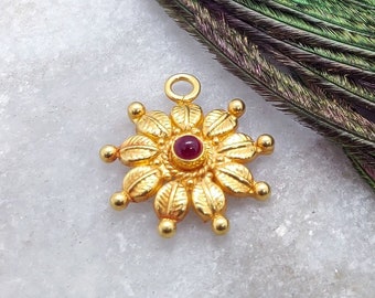 18k Gold Floral Pendant with Glass Stone, Handmade Charm (17x15mm)