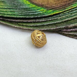 Handgefertigte Spacer Perle aus 750er Gold, 7 x 8 mm