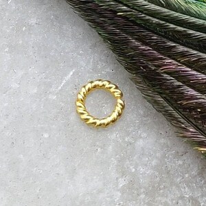 4MM Twisted Closed Jump Ring 18k Solid Gold Spacer, 18k Gold Jump Ring Beads, Sold as a pack of 4, KC1335