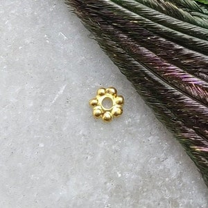 3X1MM 18k Solid Yellow Gold Daisy Spacer Findings, AU750 Gold Bead Spacer Hole 0.80 MM, Sold as a pack of 4, KC1355