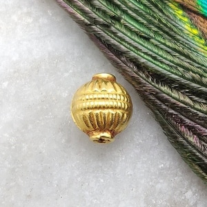 8x9mm Yellow Gold Ball Bead Finding, 18k Yellow Gold Spacer Bead Finding, Handmade Gold Spacer Bead Finding| KC1073