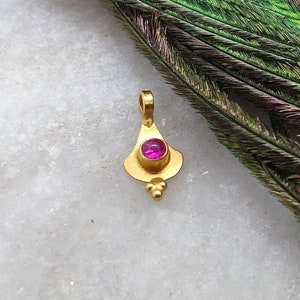 18k Gold Lantern Charm with Synthetic Stone, 5x10MM