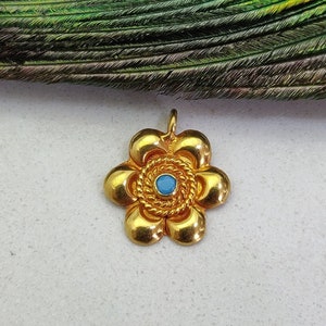 18k Gold Floral Style Charm Pendant With Turquoise Stone • 13MM Size 18k Gold Charm Pendant • Bracelet Charm DIY Jewelry Finding • KC1564