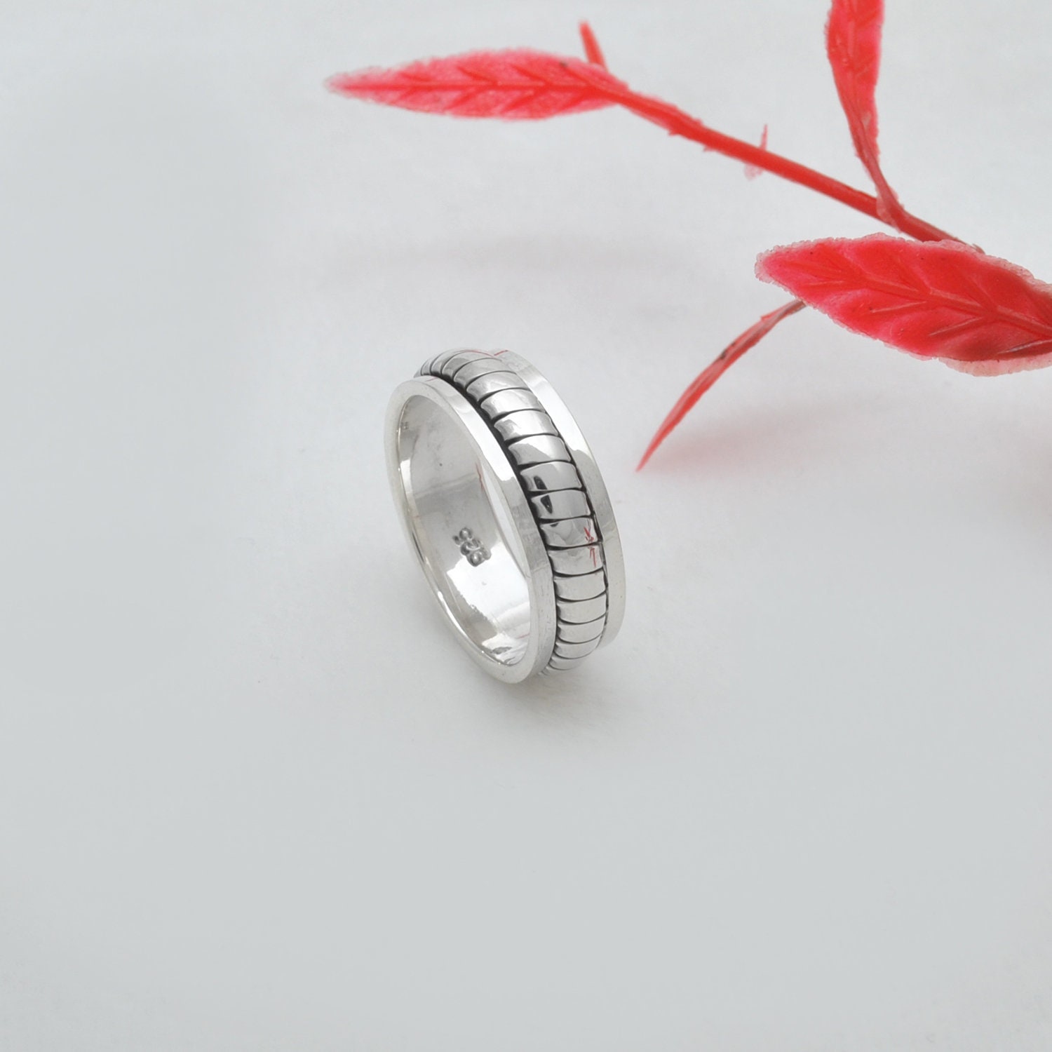 Bague Rétro Des Années 1950 En Argent Et Vermeil Avec Marcassites - Taille 53, Occasion