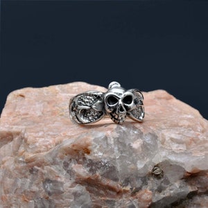 Jaw Classic Skull 925 Silver Ring - Handmade Texture Custom Skull Unisex - Gothic Dark Skull Handmade Design Artisan Made Ring Size 11