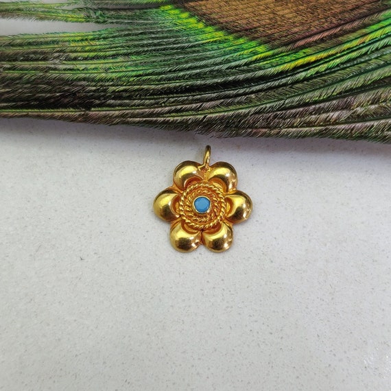 Vintage 18k Yellow Gold Turquoise Flower Charm Pendant Fine Estate Jewelry