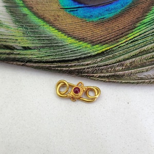 18k gold Hook Clasp Lock for necklace, Jewelry Making, Secure Closure, 18k Gold Hook Clasp Lock Finding Size 15X7mm, KC1573