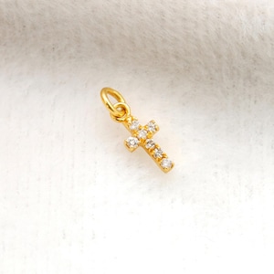 14K massief gouden diamanten kruishanger, sierlijke religieuze ketting