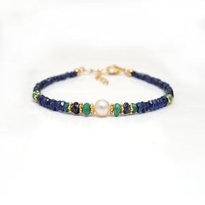 Blue Sapphire Beaded Bracelet, Emerald Pearl Bracelet, Silver bracelet, 925 Silver blue sapphire bracelet, Minimalist Sapphire bracelet