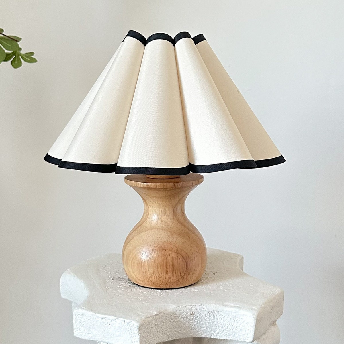 Small Wood Pleated Table Lamp, Fabric Shade 110-240V, for Living Room Kitchen Bedroom Rustic Cozy Decorative, Japandi Nightstand Little Lamp - Etsy
