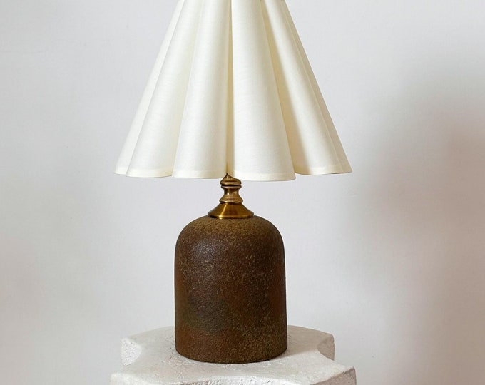 Vintage Le Dauphin Lamp - French Ceramic and Brass Design - Etsy 日本