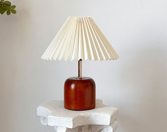 Handmade Oak Wooden Vintage Table Lamp, Pleated Fabric Shade 110-240V, Bedroom Kitchen Rustic Cozy Art Decor, Japandi Nightstand Desk Lamp