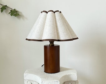Handmade Wooden Pillar Table Lamp, 110-240V Linen Brown Trim Fabric Petal Pleated Shade Bedroom Living Room Kitchen Retro Decor Japandi Lamp